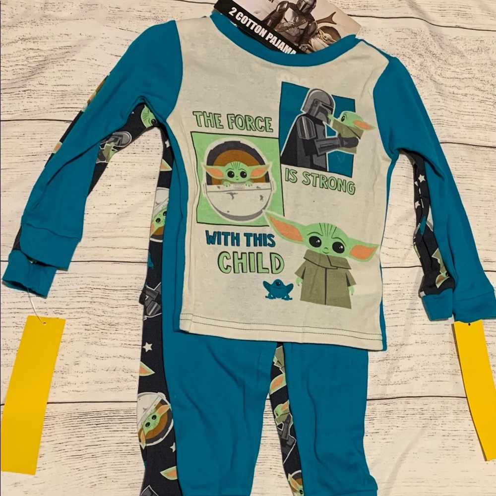 New Baby Yoda 4 pc pajama set size 2T